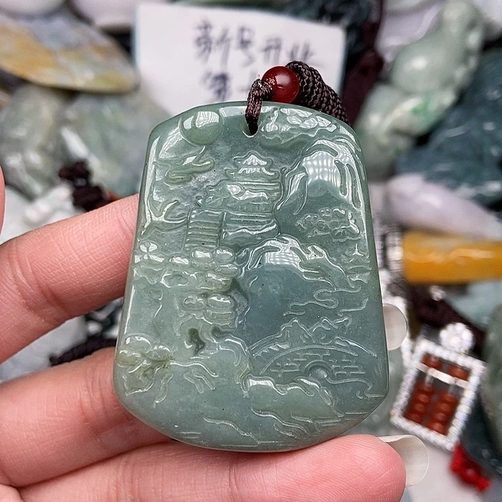 颈饰未镶嵌翡翠翡翠