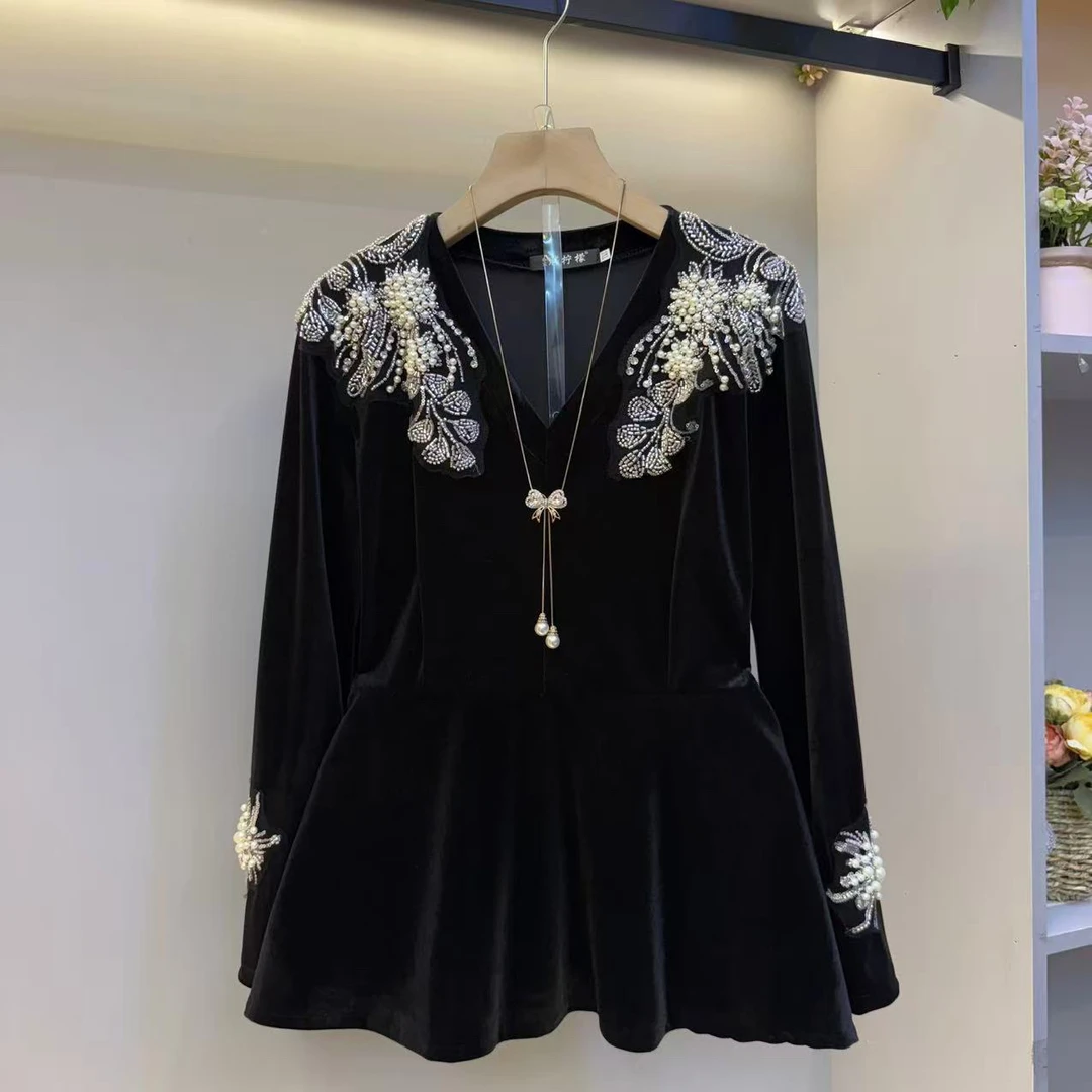 秋冬新款大码女装胖MM时尚重工钉珠V领收腰显瘦遮肉气质名媛上衣