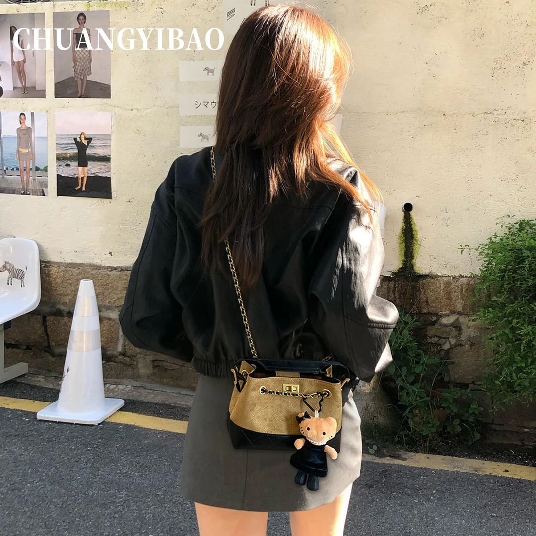 秋冬超火小香风麂皮链条包包女2025新款轻奢小众高级感通勤斜挎包