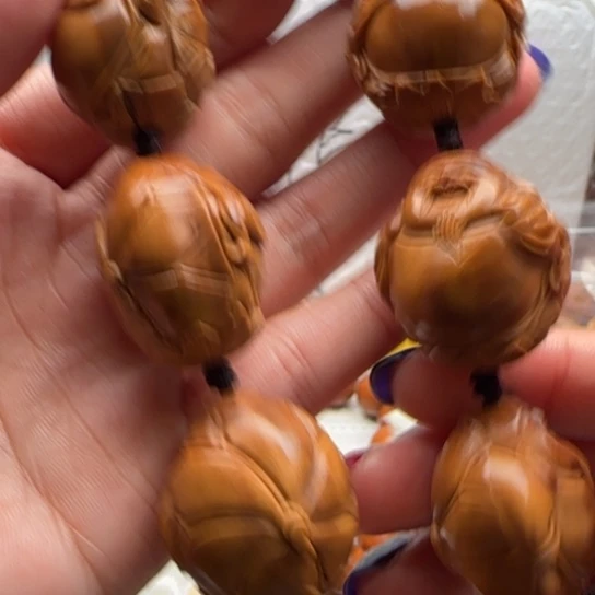 ****流手串橄榄核橄榄雕工艺品