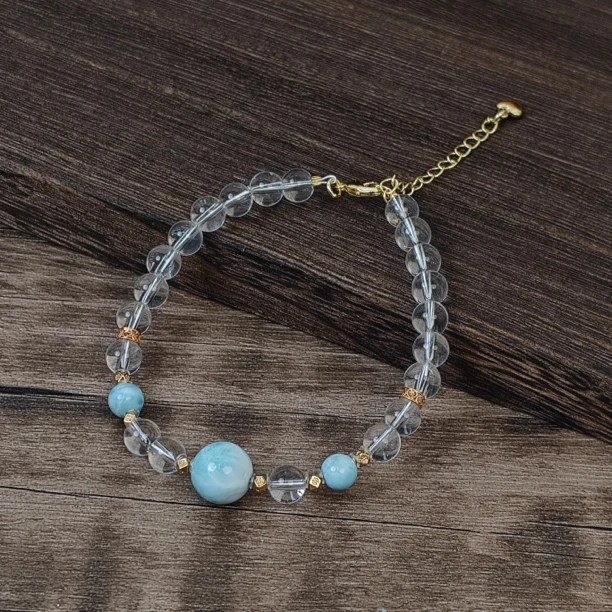 【冬日晴空】海纹石白水晶设计款手链