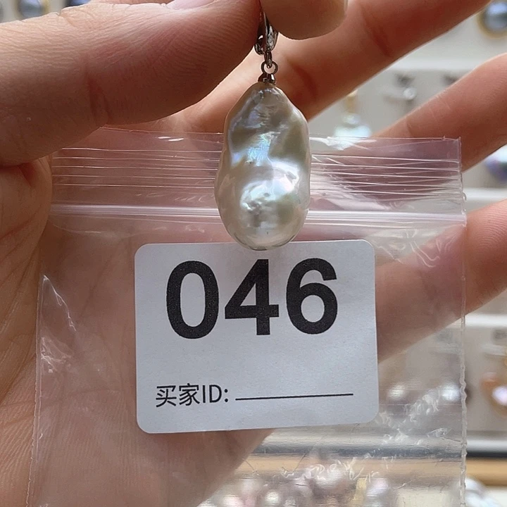 未镶嵌天然珍珠。  漏 漏 漏淡水珍珠