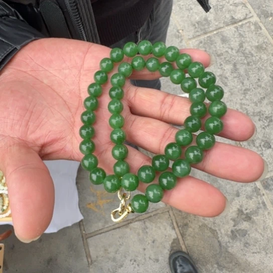 和田玉颈饰未镶嵌卡10俄罗斯果阳绿