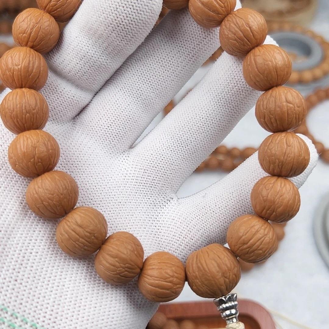 不***见猴头核桃手串聚宝盆