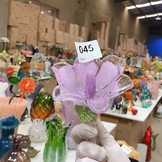 琉璃花瓶高50厘米宽6厘米