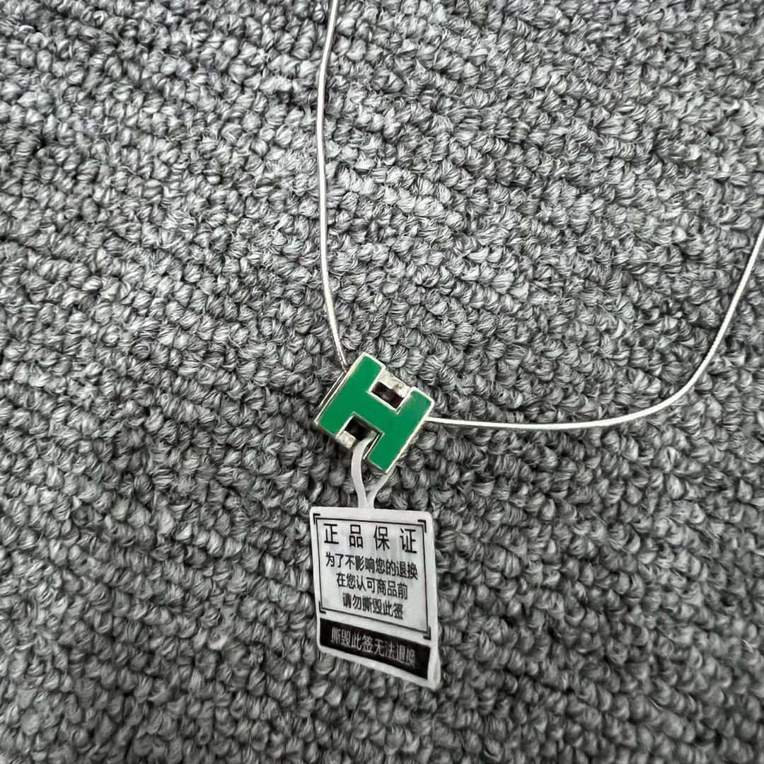 全新未使用 Hermes/爱马仕 （jp）220绿色珐琅H项链 均码