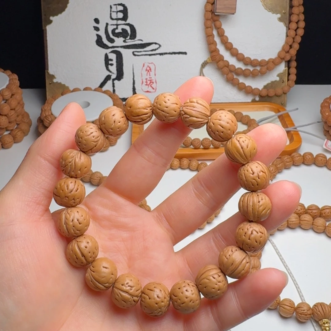 高***琪桃核手串12➕奶油皮钢豆单圈
