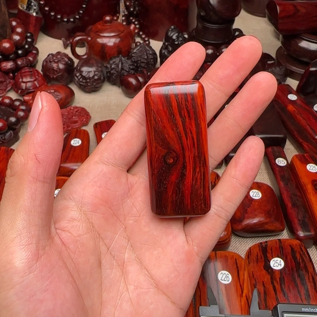 檀香紫檀（小叶紫檀）