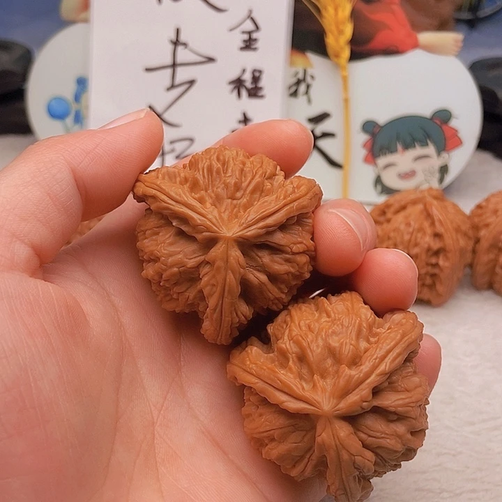 吊坠文玩核桃凉**馍三棱