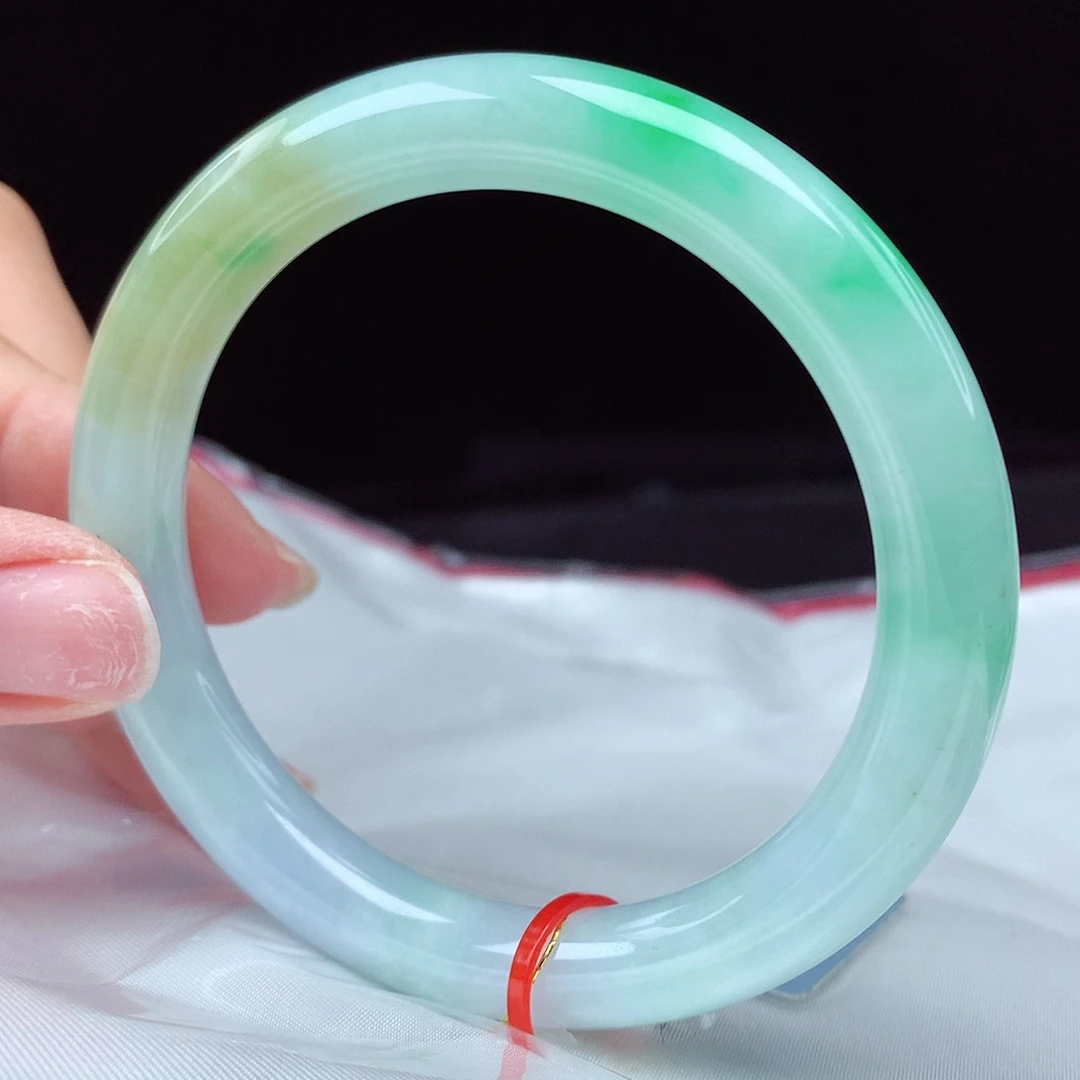 翡翠手镯未镶嵌52圆条4132