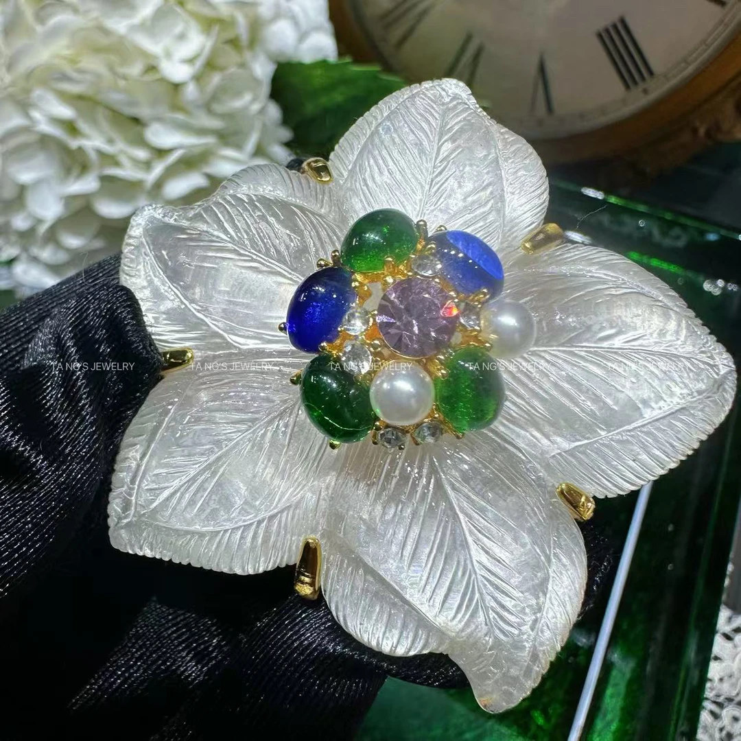 铜合金胸针 白色时尚轻奢复古果冻花胸针