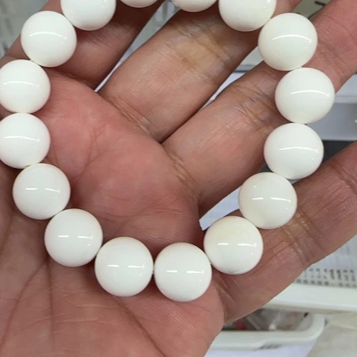 白玉菩提吊坠白色369