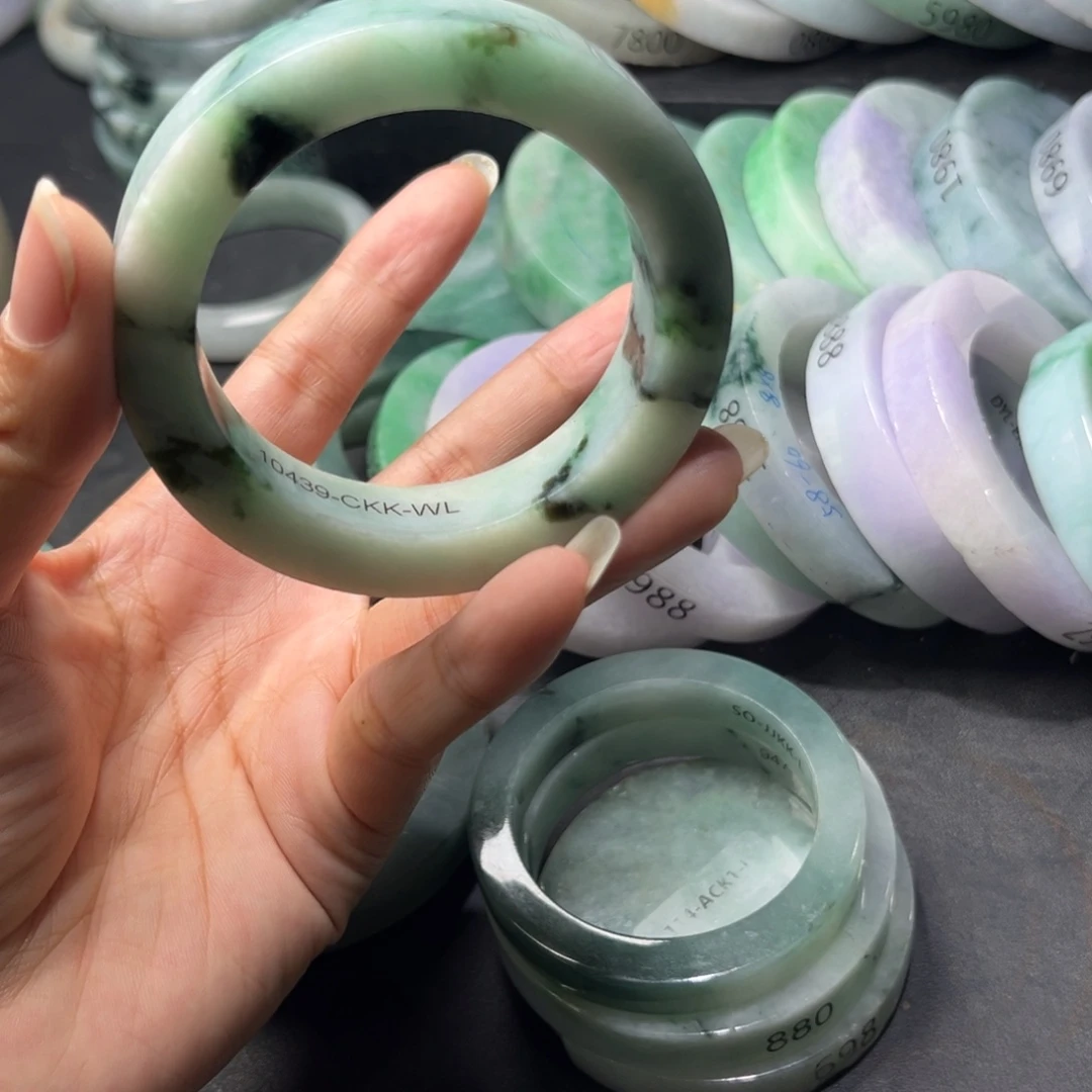 定制翡翠手镯未镶嵌