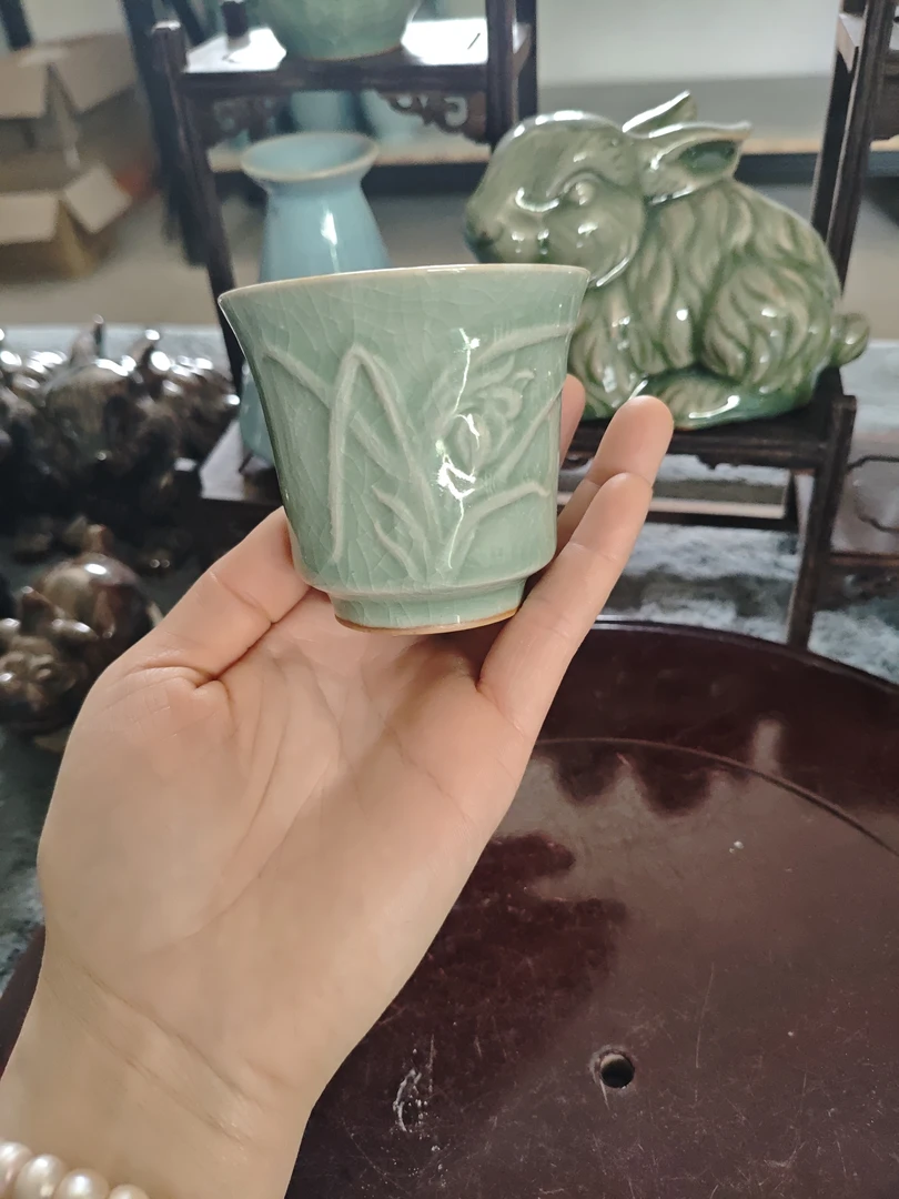 原矿原产地原釉水，葱绿釉兰花杯。