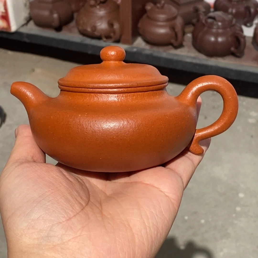 茶壶紫砂紫砂壶。紫砂壶。