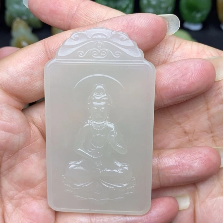 和田玉未镶嵌颈饰