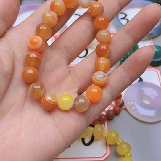 【闪购商品】玛瑙/玉髓未镶嵌珠宝半成品狐*仔