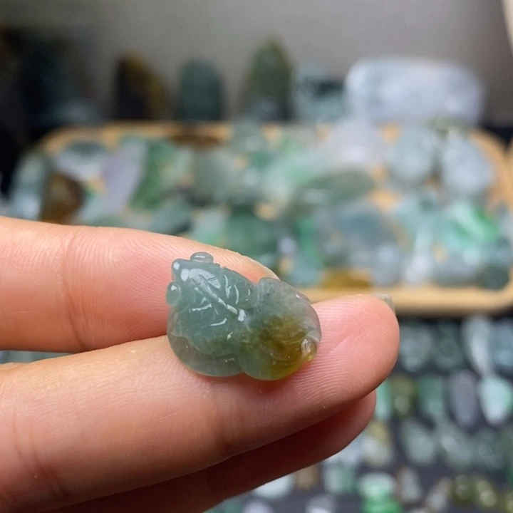 颈饰未镶嵌翡翠锦鲤