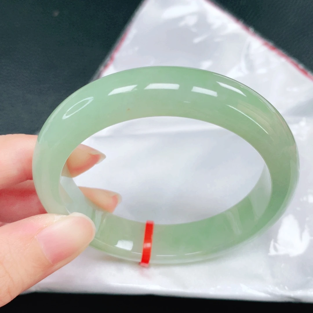 翡翠未镶嵌手镯53圈