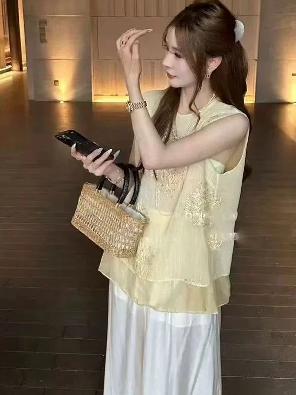 【638】夏季新款新中式国风百搭刺绣亮片圆领无袖背心衬衫女上衣
