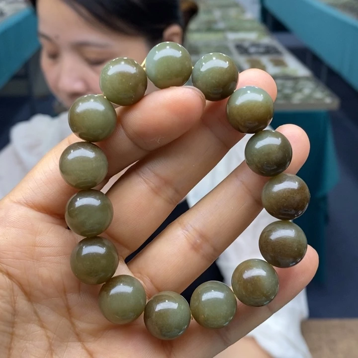 未镶嵌手串和田玉