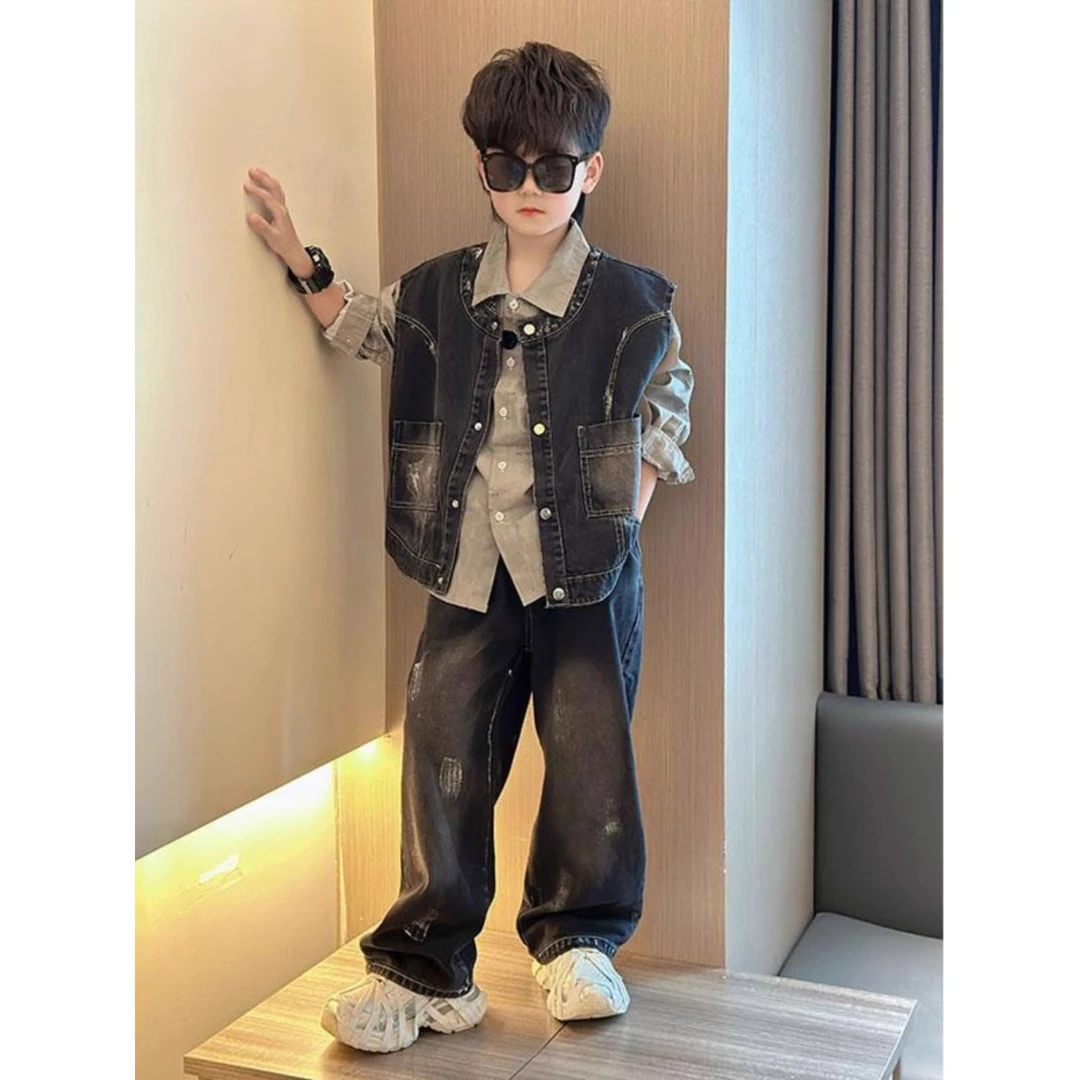 男童秋装牛仔马甲套装2025新款中大童痞帅男孩衬衫扎染三件套潮酷