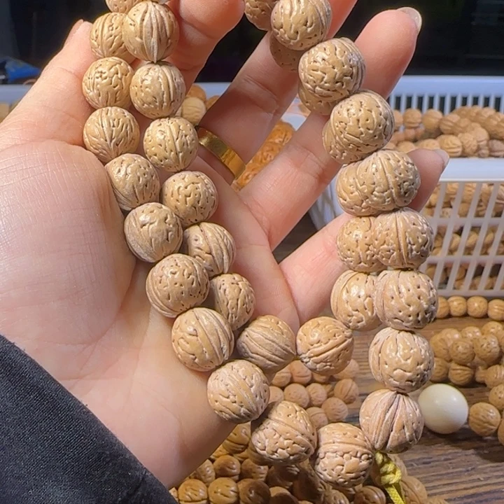 桃核吊坠盘锦小黄桃