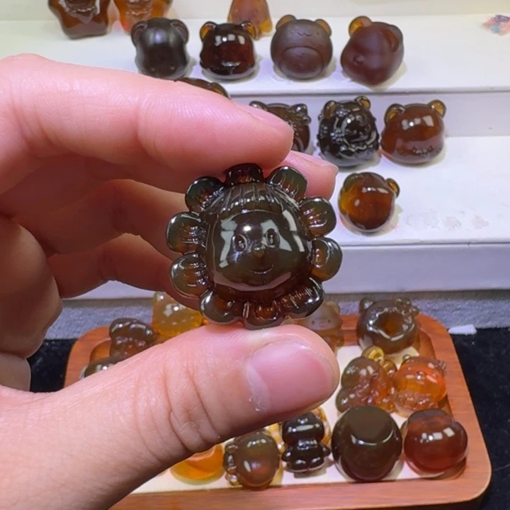 迎***冬琥珀未镶嵌裸石琥珀