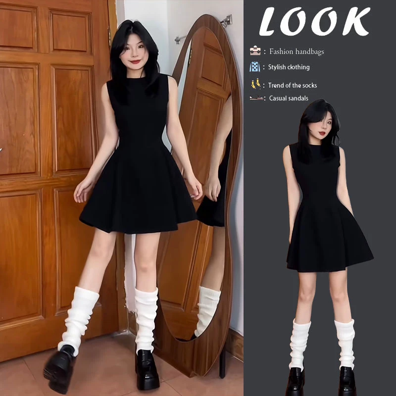 夏季穿搭2025新款法式气质高级感简约纯色百搭修身收腰无袖连衣裙