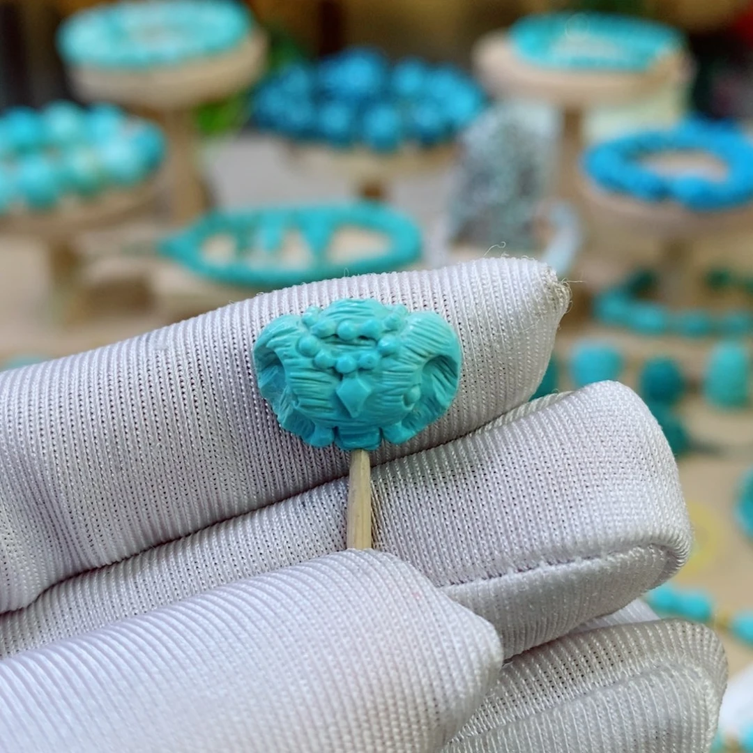 绿松石配饰未镶嵌