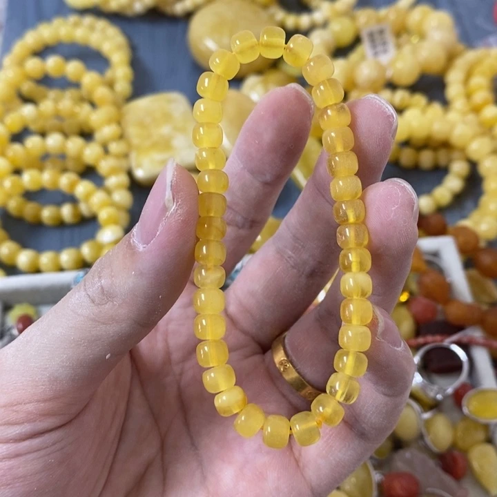未镶嵌蜜蜡裸石多样性发货