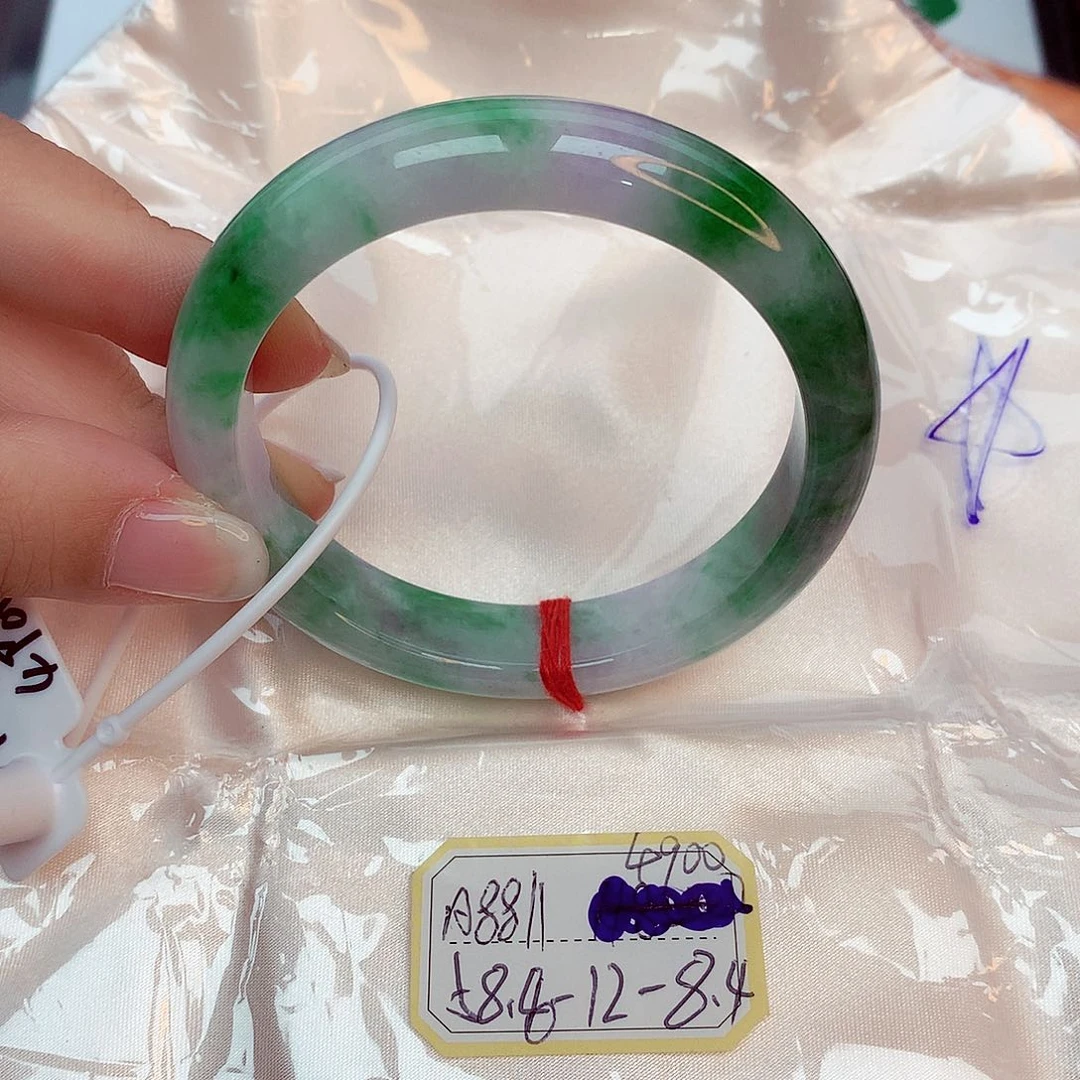 翡翠手镯未镶嵌缅甸翡翠