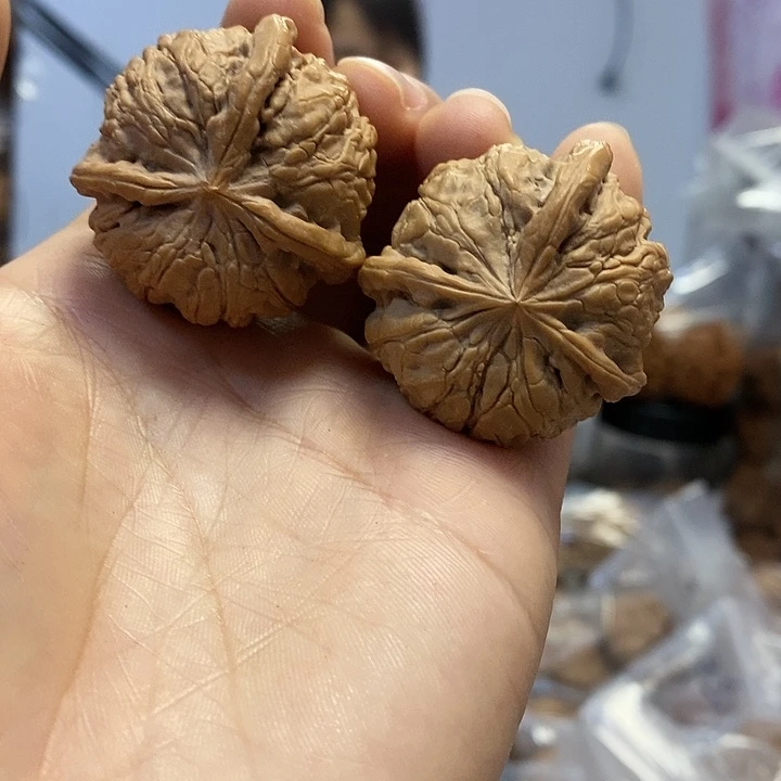 文玩核桃把件37雨花石三棱