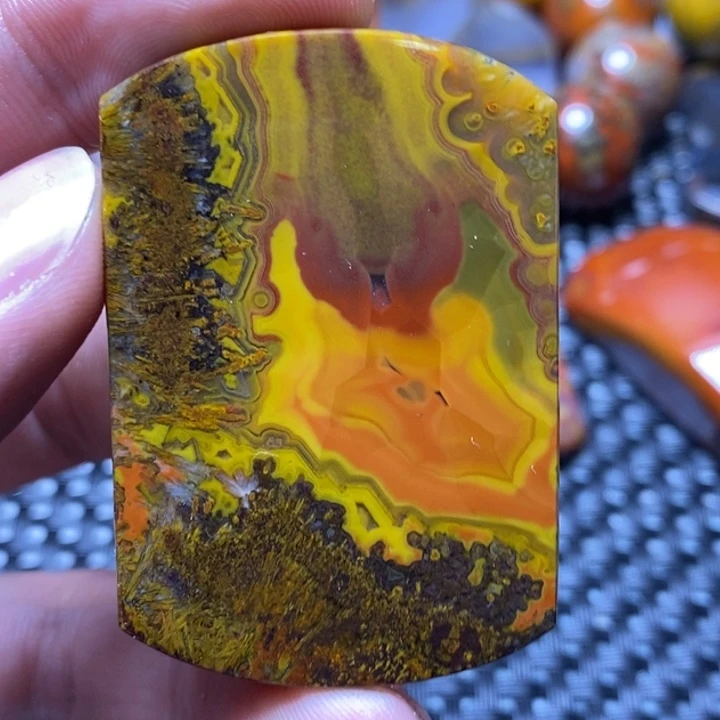 玛瑙/玉髓颈饰未镶嵌