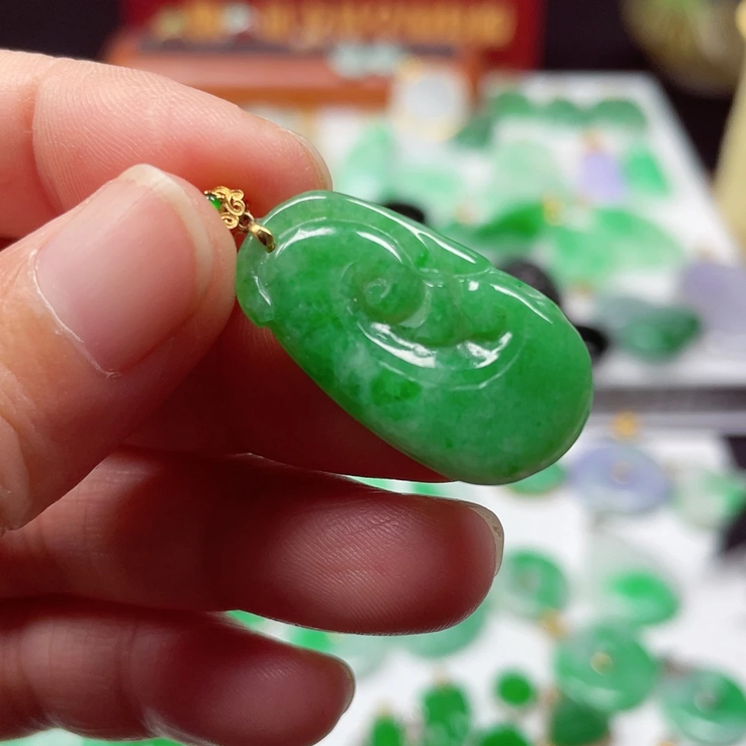 吊坠(不含链)18K金镶嵌翡翠