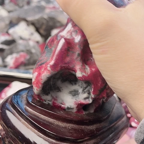 【闪购商品】天然辰砂雨**薇天然原矿朱砂摆件