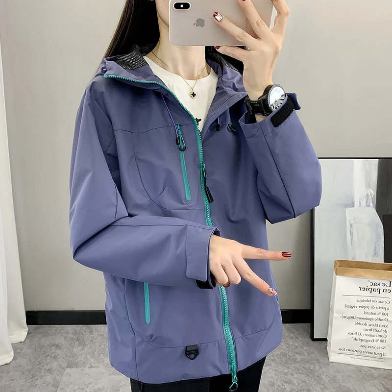 2025春秋韩版冲锋衣户外新款外套女洋气运动休闲大码宽松防风衣男