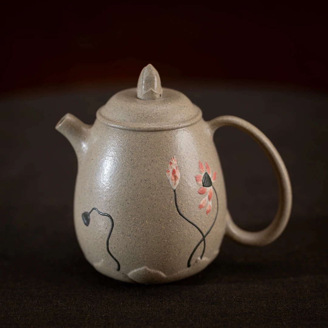 当代 高莲花壶 原矿宜兴泥绘紫砂壶