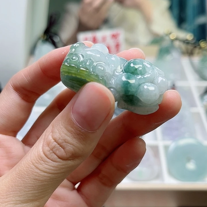 翡翠颈饰未镶嵌S****淏翡翠