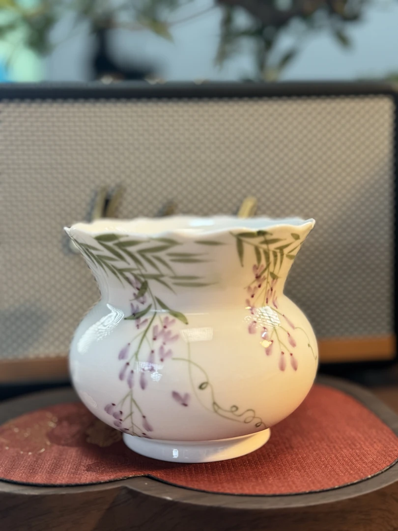 A190景德镇白瓷手绘紫藤花建水  400ml