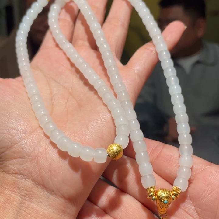 和田玉未镶嵌颈饰多样性发货，发其一