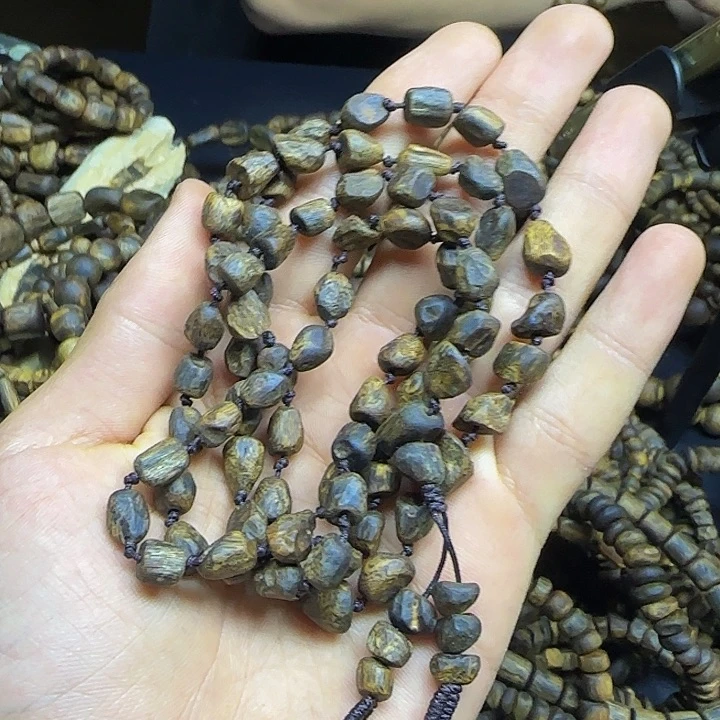 手串沉香沉水小树丁多圈19克加