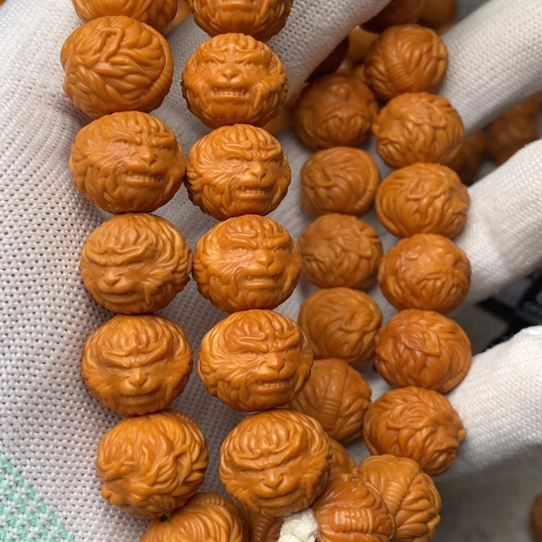 一***王吊坠猴头核桃大圣15