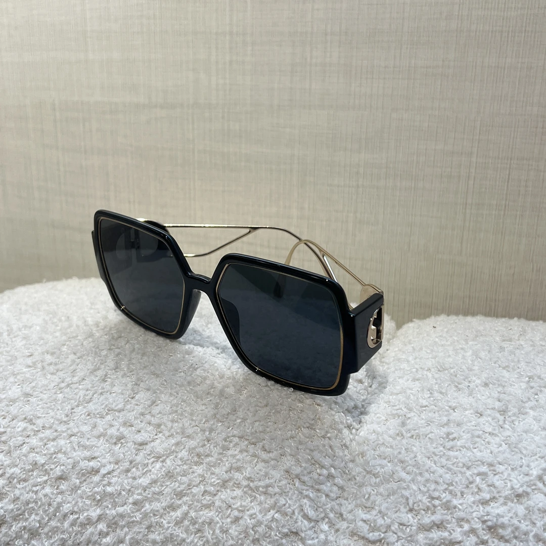 99新 DIOR/迪奥 Dior/迪奥 2l020 CD方形太阳镜 均码