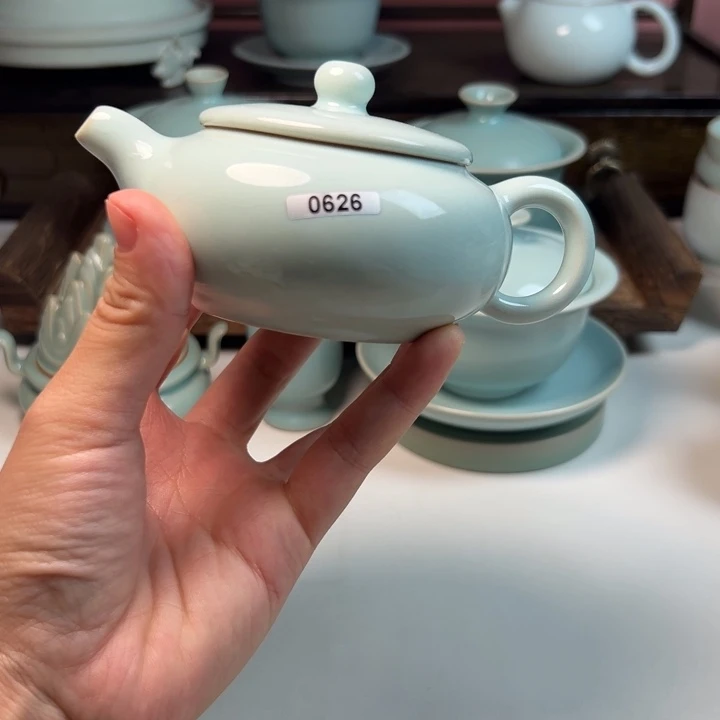 瓷片哈哈哈哈哈哈哈哈哈