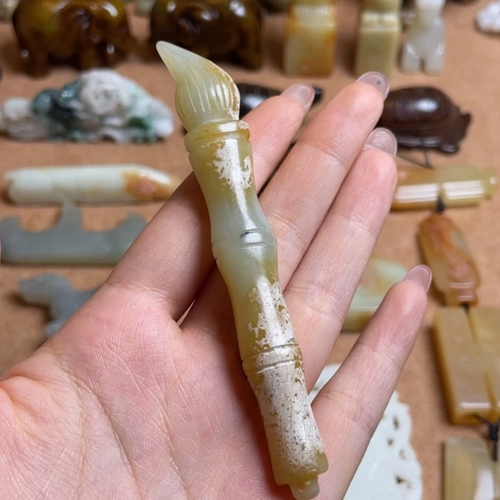 蛇纹石玉未镶嵌颈饰