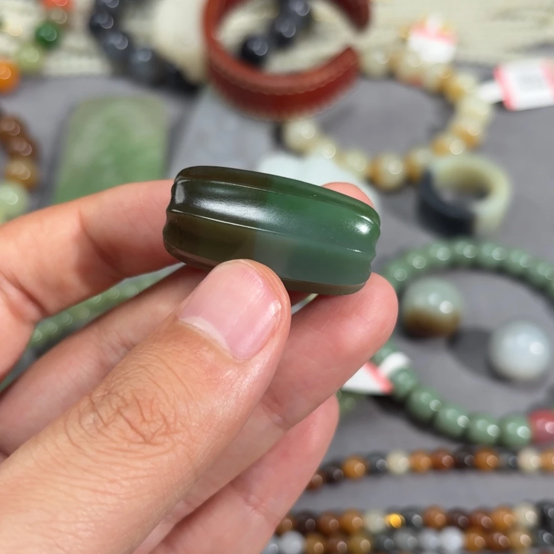 和田玉挂件未镶嵌予*