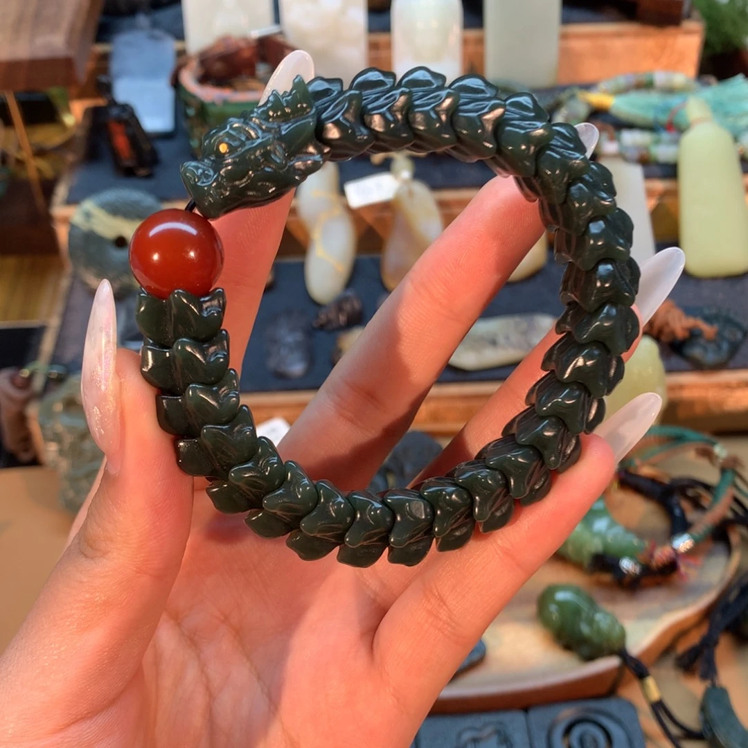 和田玉（糖玉）未镶嵌挂件