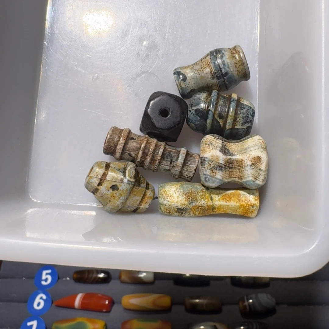 柚***胖玛瑙/玉髓未镶嵌珠宝半成品