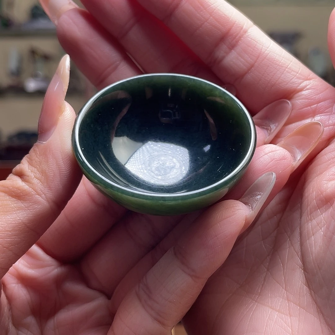 未镶嵌和田玉摆件